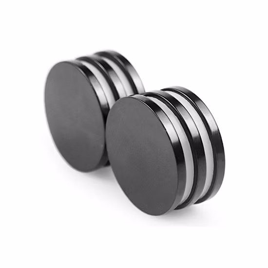 Revêtement époxy noir imperméable à l'eau d'aimants collés recouverts de plastique pour l'industrie